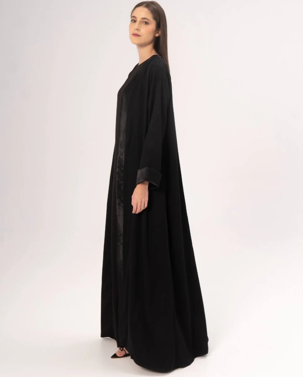  Demure Studio Aluna Velvet Luxe Open Abaya